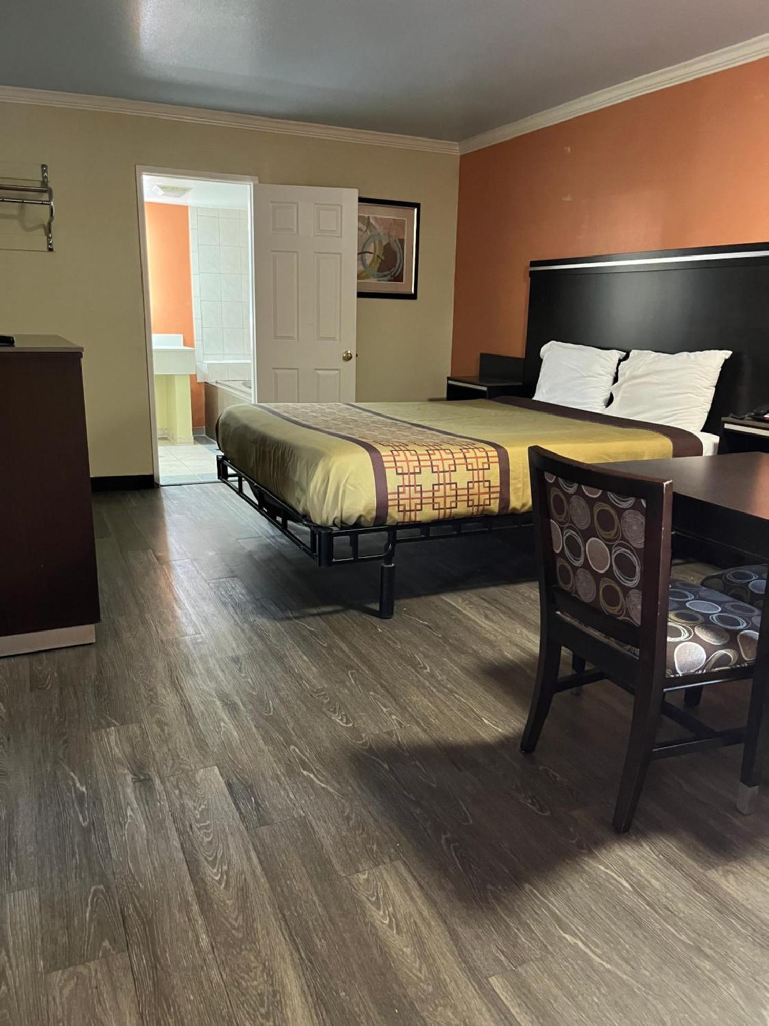Rivera Inn & Suites Motel Pico Rivera Esterno foto